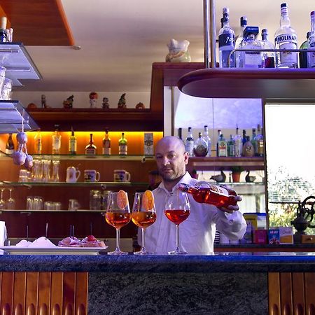 Hotel La Fenice Lignano Sabbiadoro Buitenkant foto